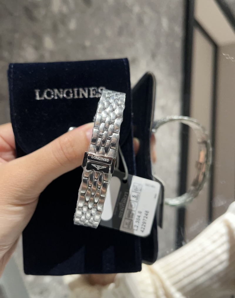 LONGINES